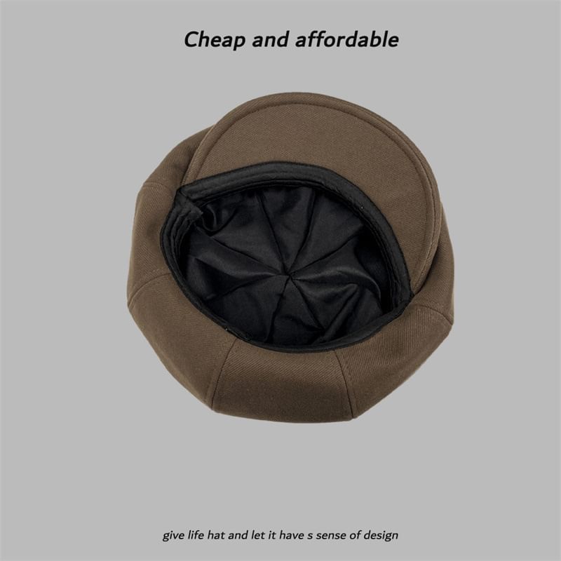 Buttoned Newsboy Plain Cap