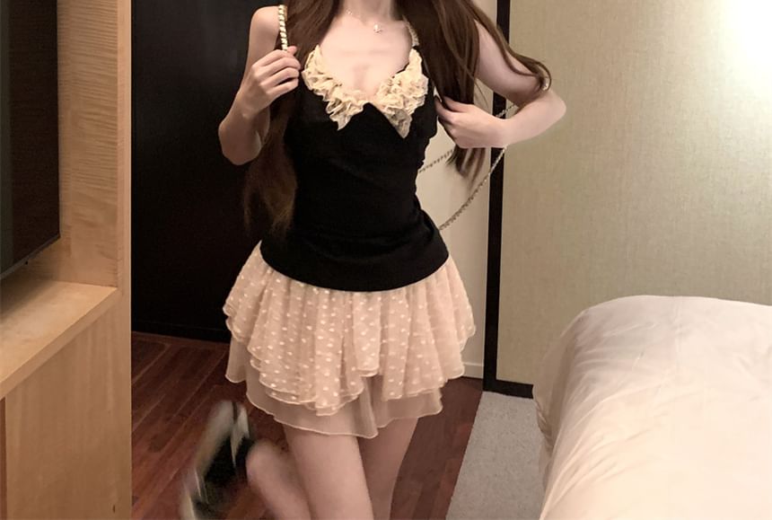Sample Scoop Neck Plain Lace Trim Halter Top / Mid Rise Dotted Asymmetrical Mini A-Line Skirt