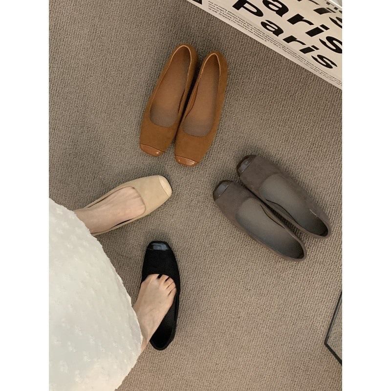 Square-Toe Flats