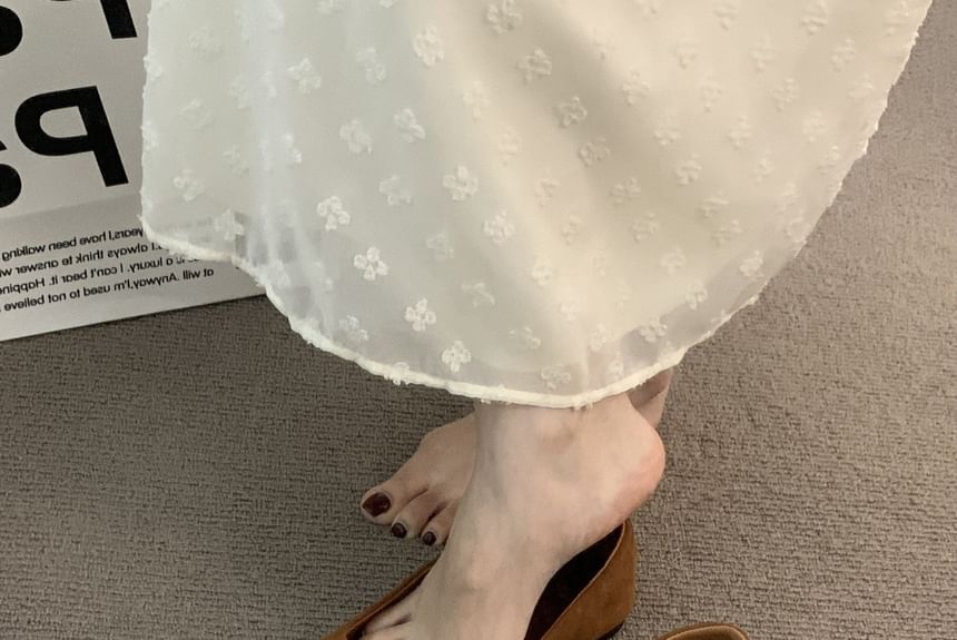 Square-Toe Flats