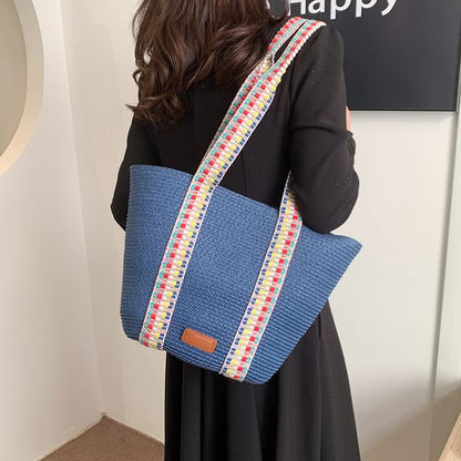 Sample Woven Pattern Strap Tote Bag