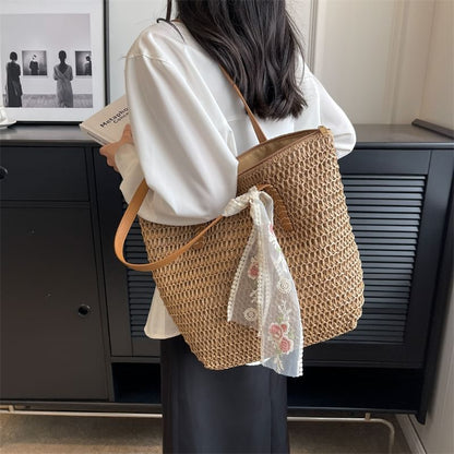 Sample Set: Straw Tote Bag + Scarf