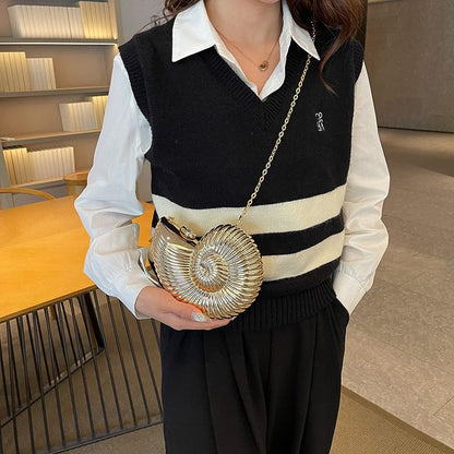 Sample Chain Strap Shell Evening Bag