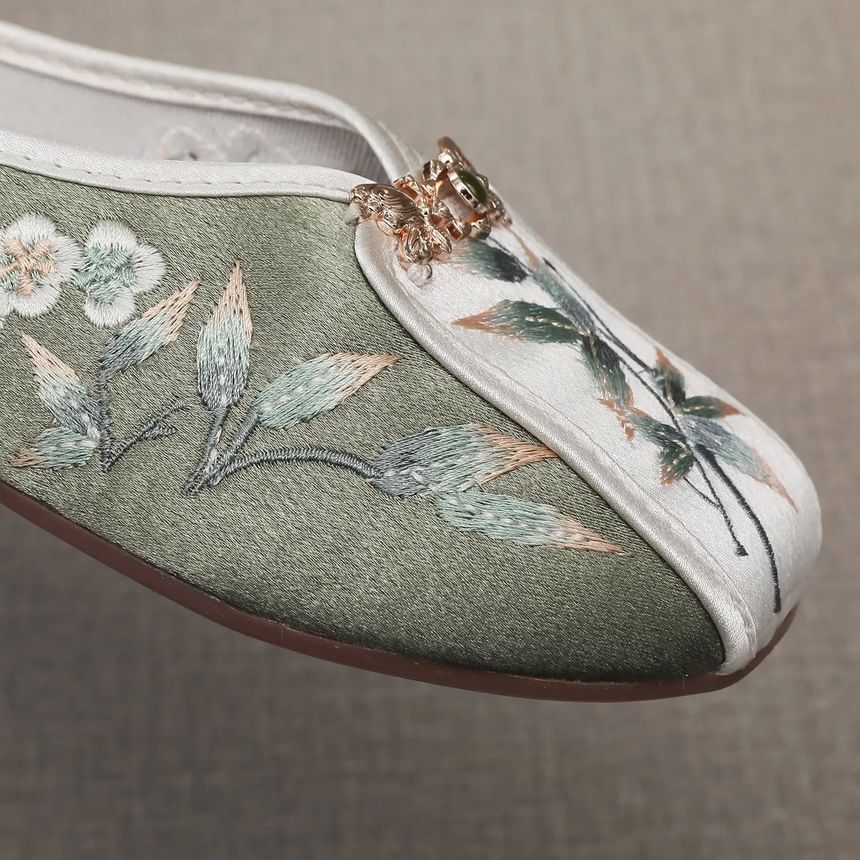 Embroidered Floral Panel Mules