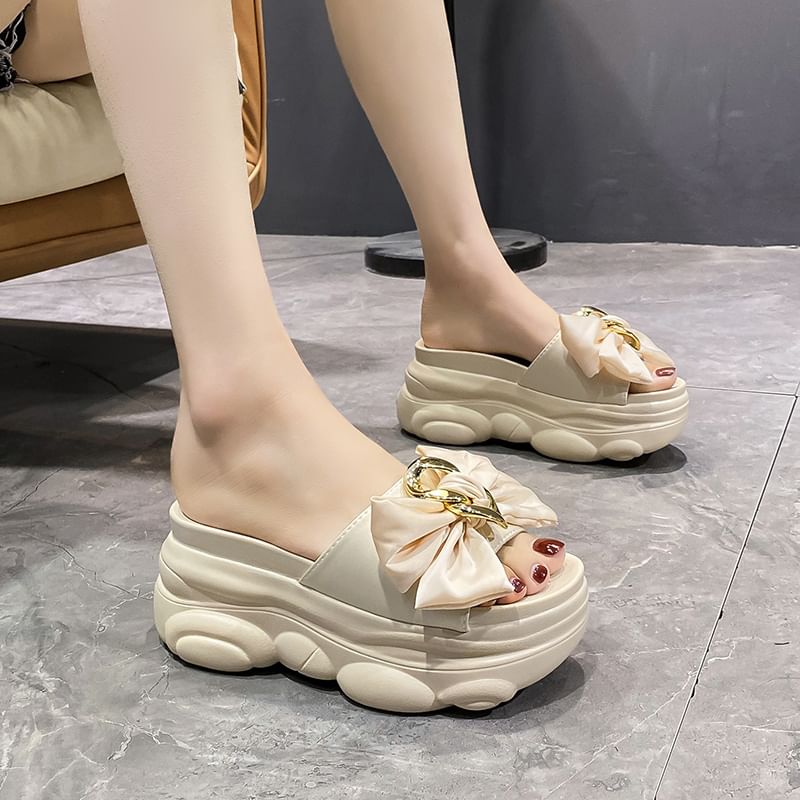 Großhandelsbeispiel Bow Slide Sandalen Plattform