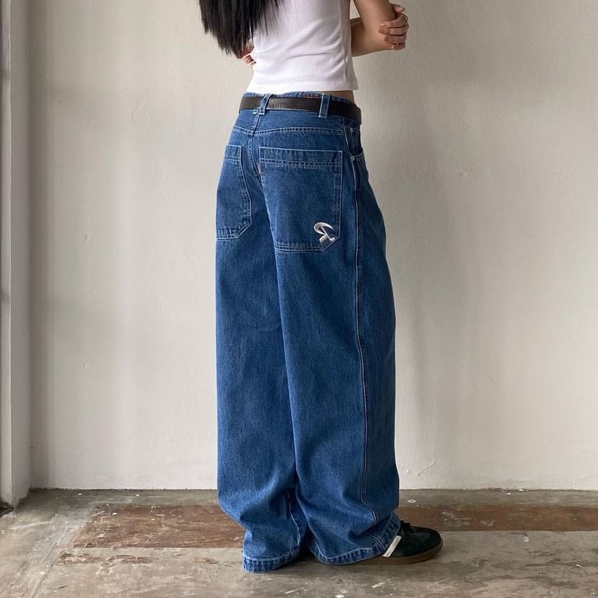Washed Low Rise Loose-Fit Wide-Leg Jeans
