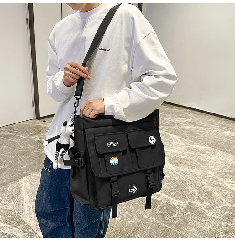 Sample Set: Applique Multi-Pocket Tote Bag + Badge