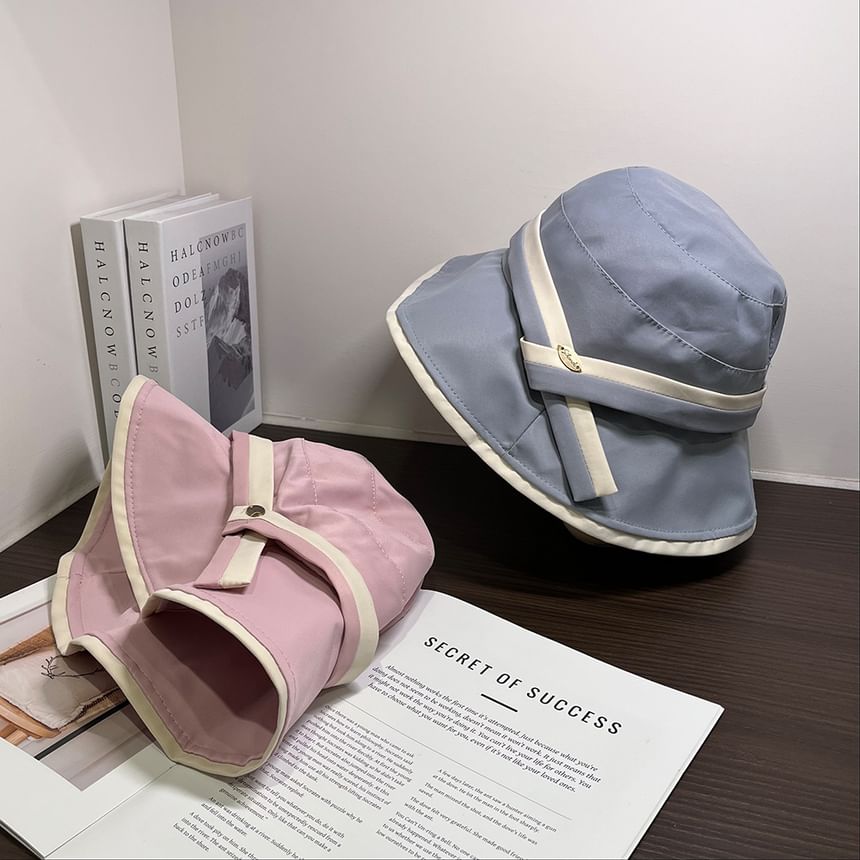 Sample Two Tone Bucket Hat