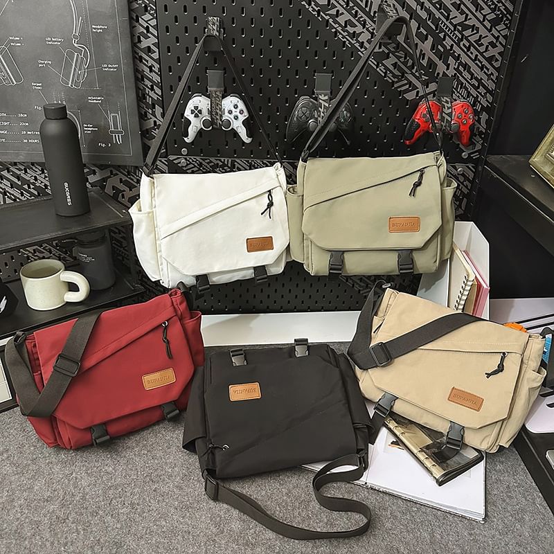 Plain Flap Bag Messenger