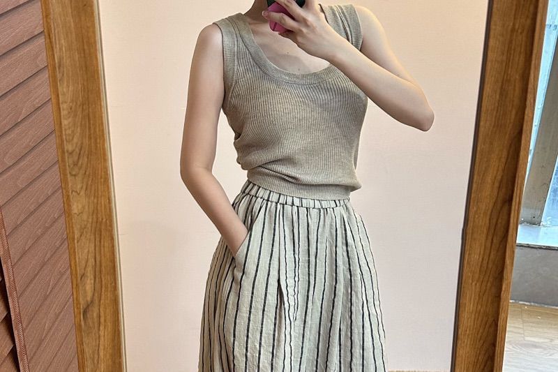 Wide High Plain Waist Leg Striped Pants
