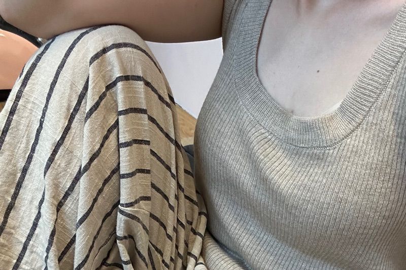 Wide High Plain Waist Leg Striped Pants