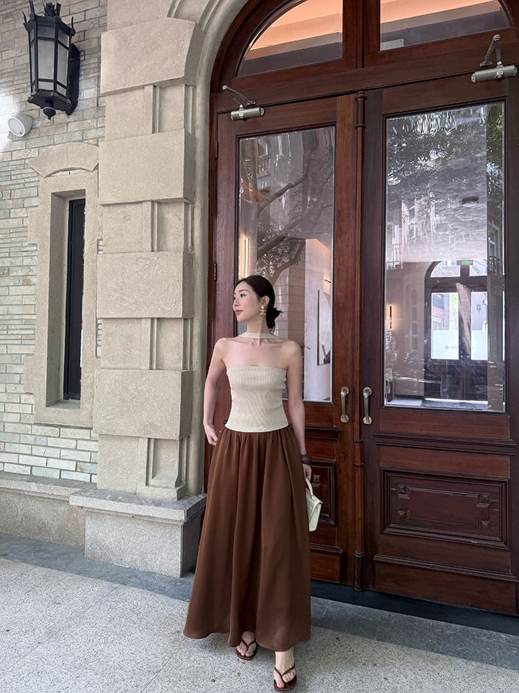 Wholesale Sample Halter Neck Plain Ribbed Knit Top