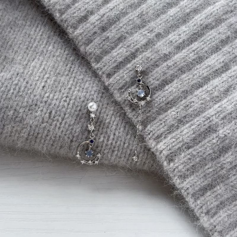 Clip Earring Pearl Asymmetrical Rhinestone Drop / On Faux