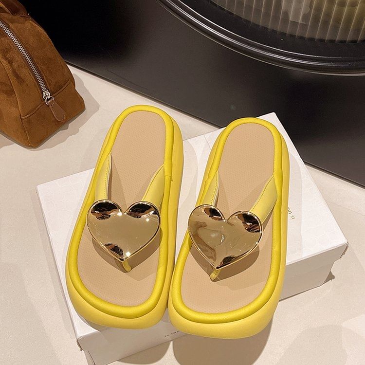 Heart Accent Flops Platform Flip