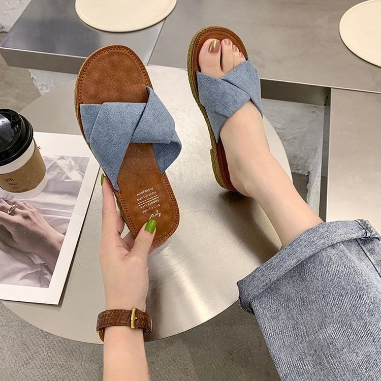 Sandals Criss Cross Slide