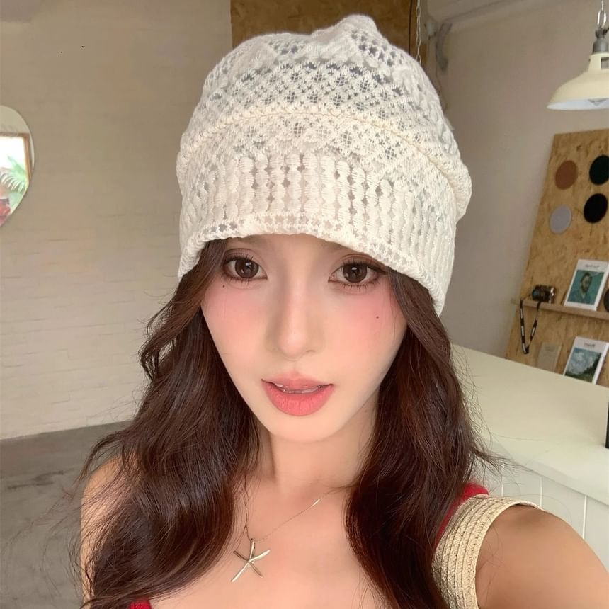 Beanie Slouch Lace