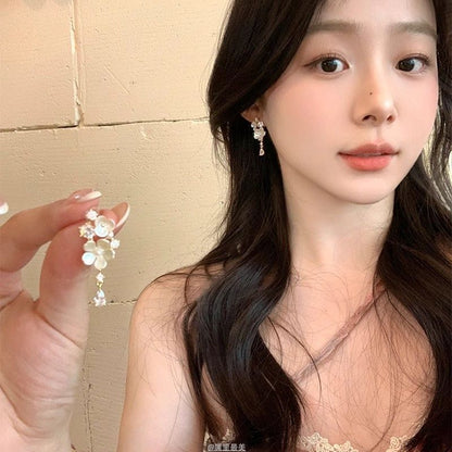 Rhinestone Earring Floral Drop Alloy