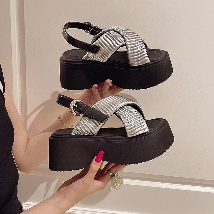 Platform Criss Sandals Cross