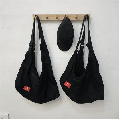 Messenger Tag Bag Lettering