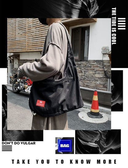 Messenger Tag Bag Lettering