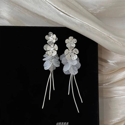 Drop Shell Earring Fringed Flower