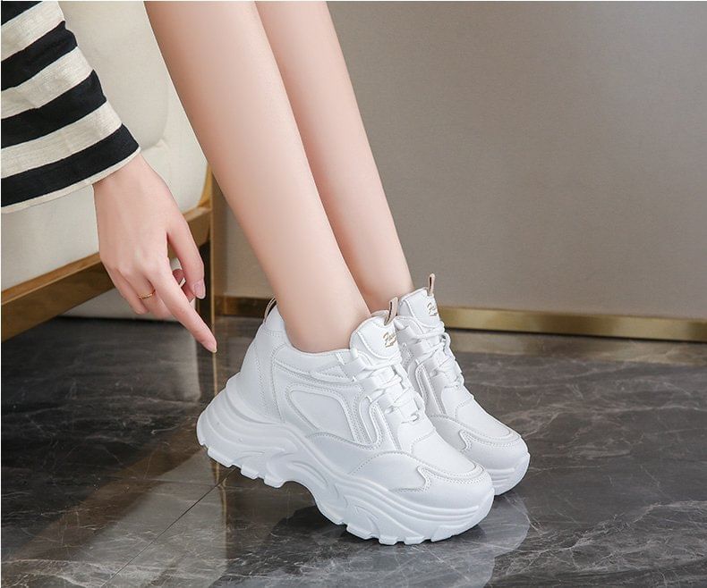 Sneakers Wedge Hidden Panel Platform