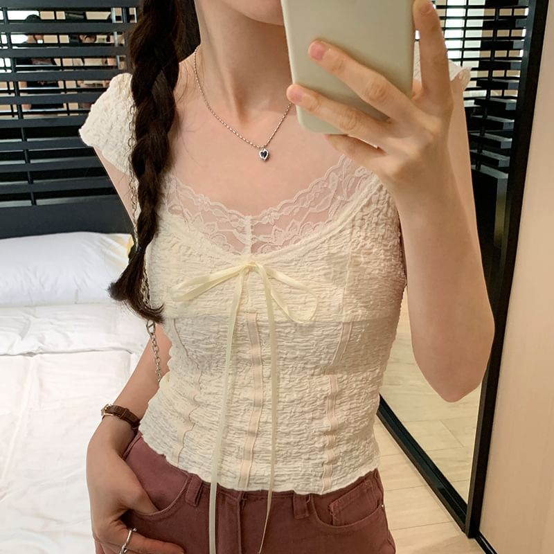 Lace Top Cap-Sleeve V-Neck Crop