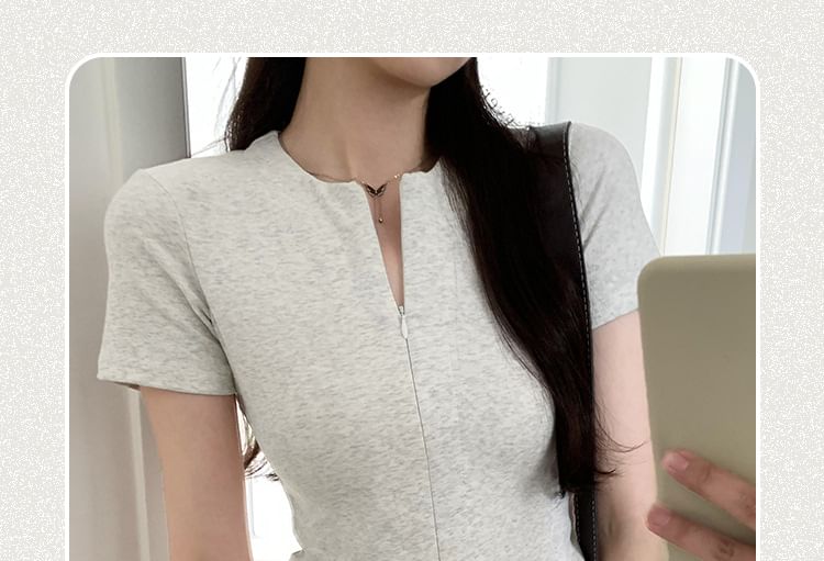 Knit Top Short-Sleeve Zip-Up Plain