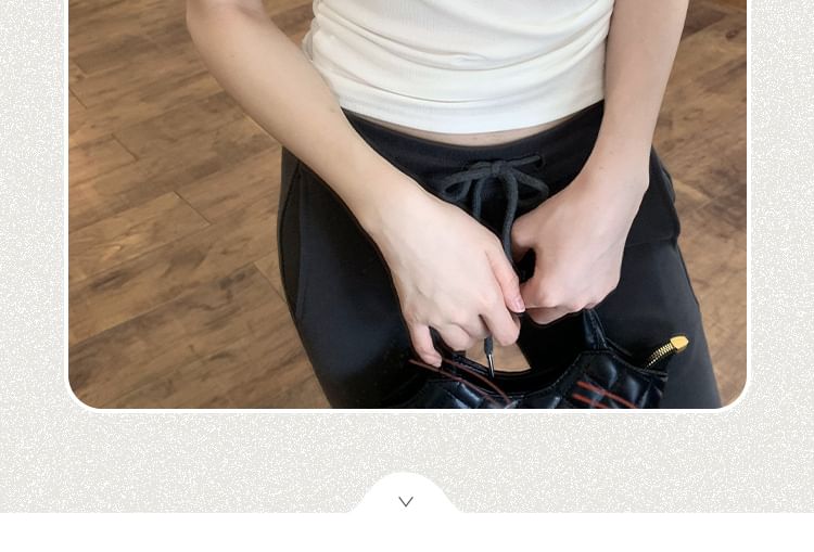 Shoulder Twisted Off Short-Sleeve Plain Top