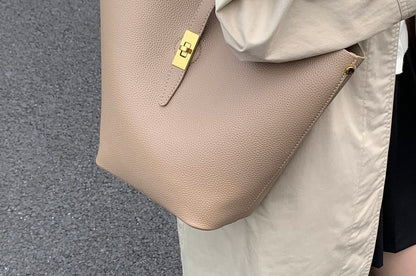 Buckle Pouch With Bag Shoulder
