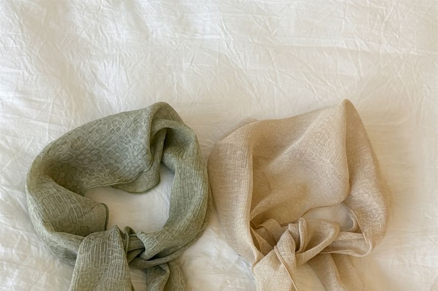 Sheer Jacquard Floral Scarf