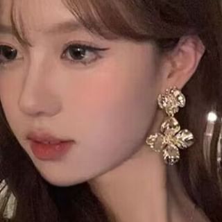 Drop Earring Flower