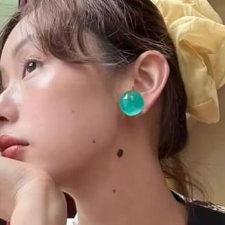 Wholesale Sample Acrylic Ball Stud Earring