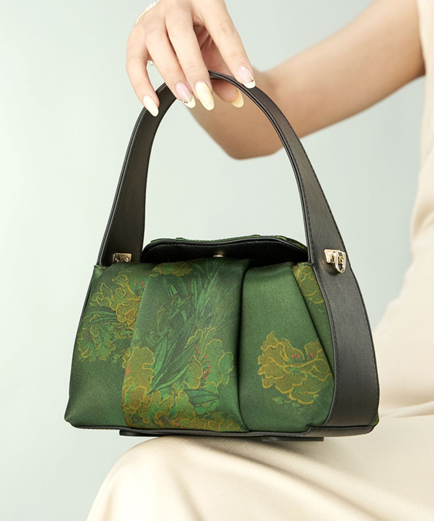 Green Embroidered Silk Tote Bag Retro New