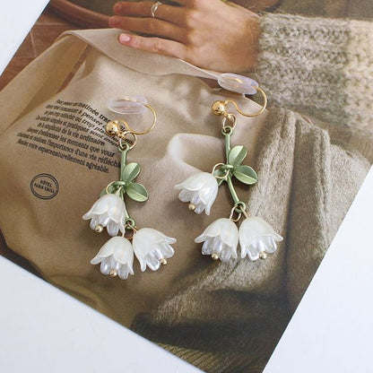 Fringed Alloy Flower Faux Pearl Earring