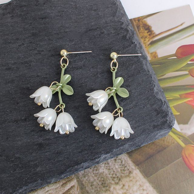 Fringed Alloy Flower Faux Pearl Earring
