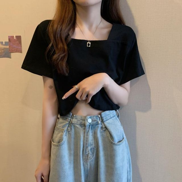 Square Short-Sleeve Plain Cropped Neck Blouse