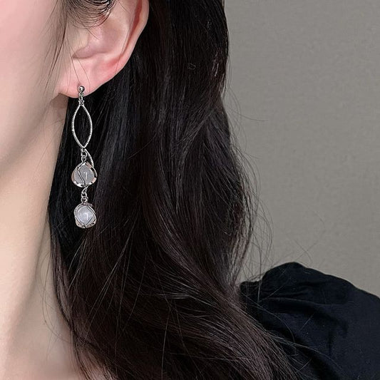 Wholesale Sample Alloy Eye Cat Earring Faux Stone Fringed