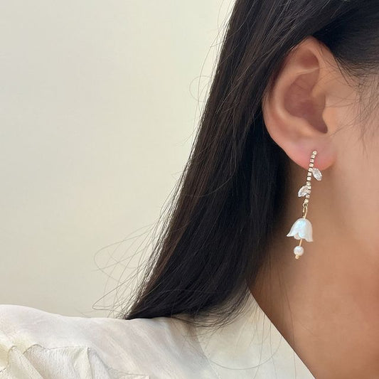 Dangle Alloy Rhinestone Tulip Earring
