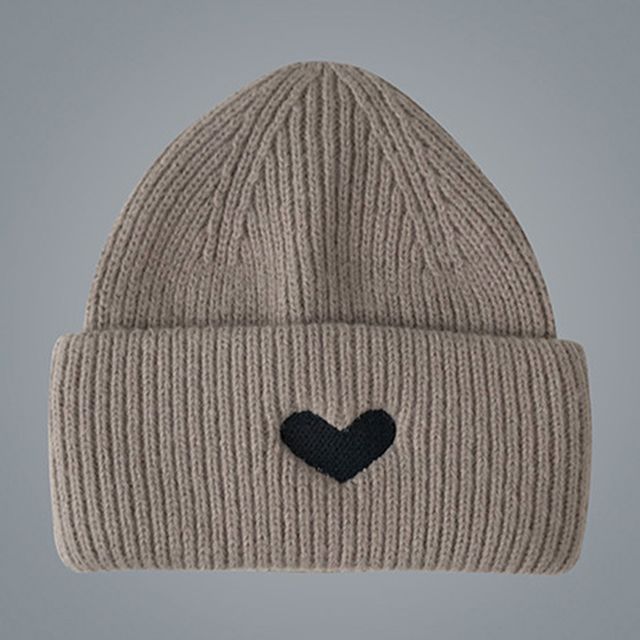 Embroidered Knit Beanie Heart