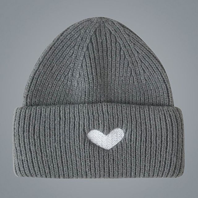 Embroidered Knit Beanie Heart