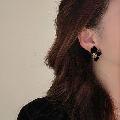 Alloy Earring Flocking Flower