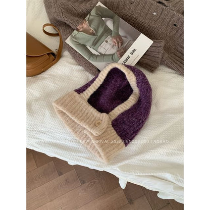 Sample Contrast Trim Knit Balaclava