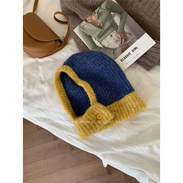 Sample Contrast Trim Knit Balaclava