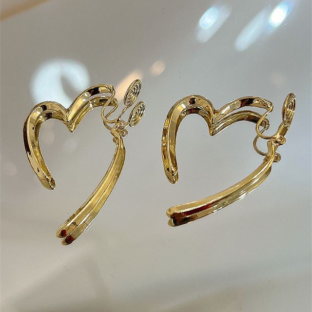 Earring Heart Through Alloy