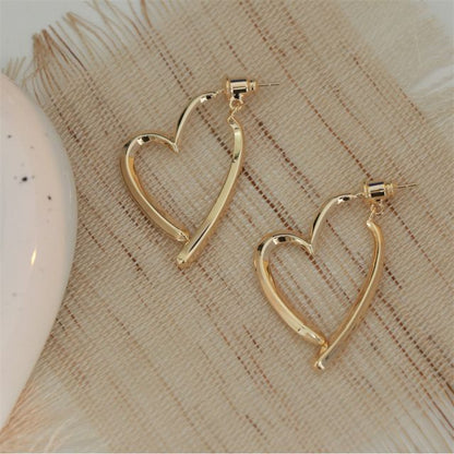 Earring Heart Through Alloy