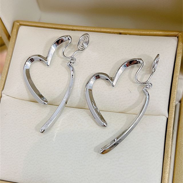 Earring Heart Through Alloy
