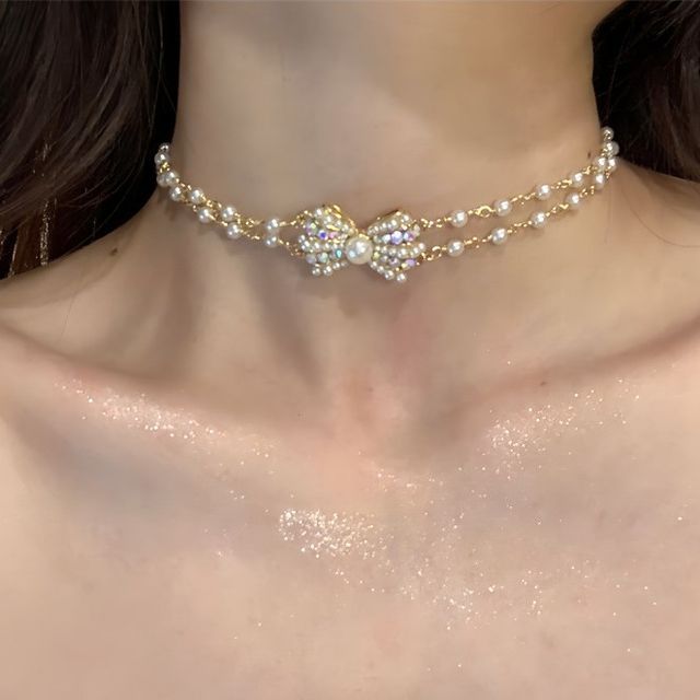 Bow Alloy Pearl Faux Layered Choker