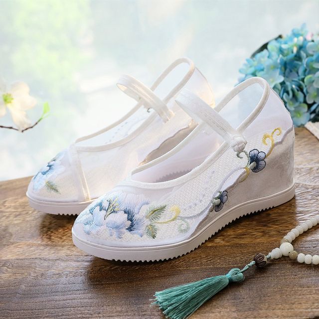 Pointed Embroidered Wedge Mary Jane Shoes