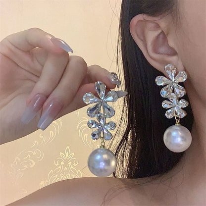 Pearl Drop Faux Rhinestone Earring Flower